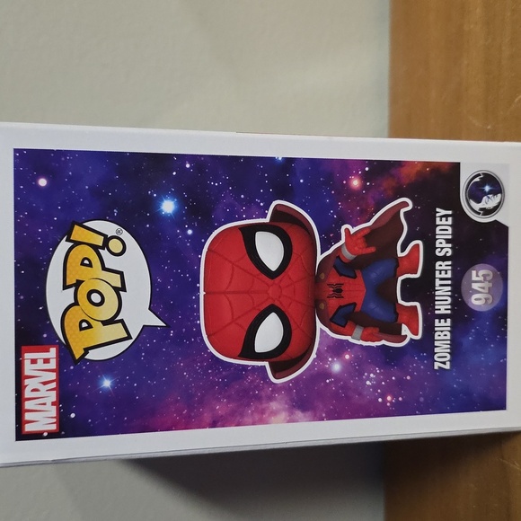 Funko Pop Marvel What If Zombie Hunter Spidey - Picture 4 of 6
